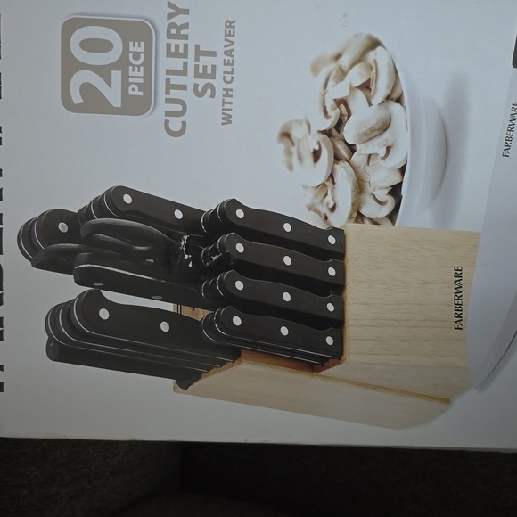 FABERWARE BRAND 20 PIECE CUTLERY SET - Picture 2 of 12